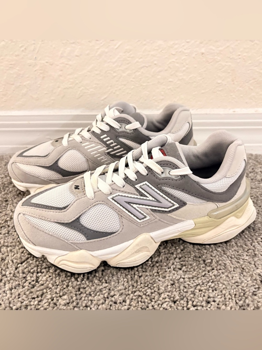 New Balance 9060
